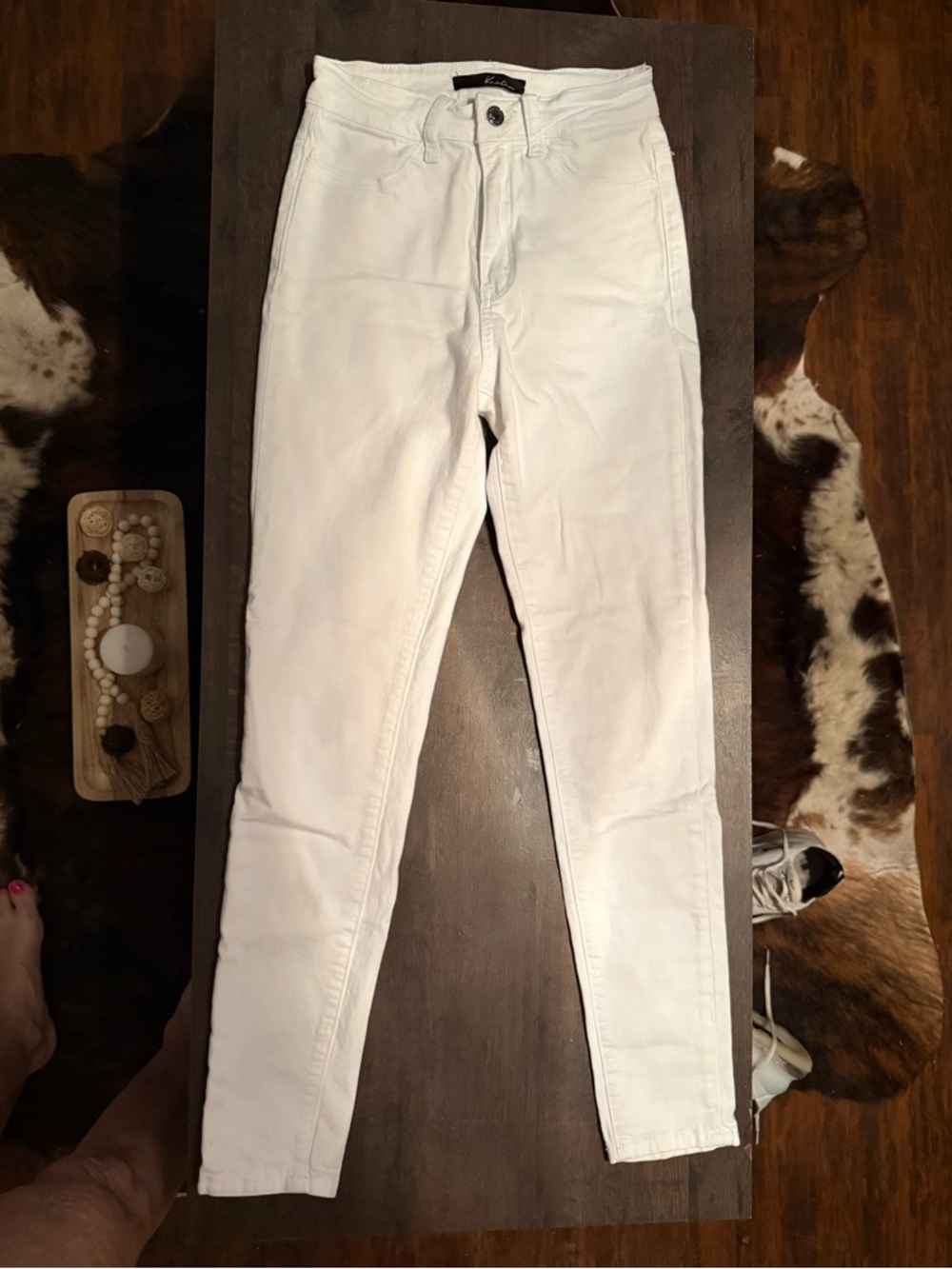 KanCan White Skinny Jeans - Slim Fit